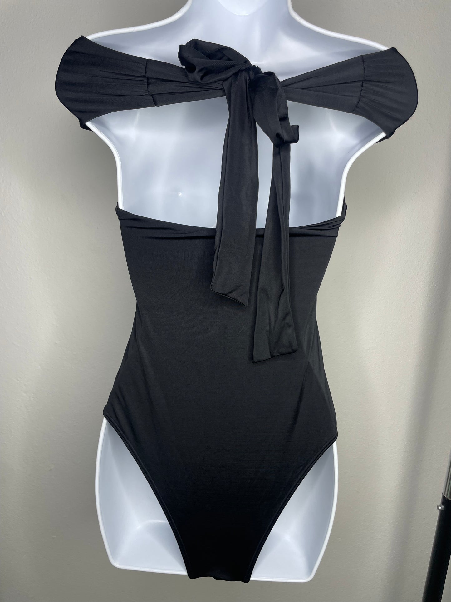 Black Sand 1-piece Swimsuit