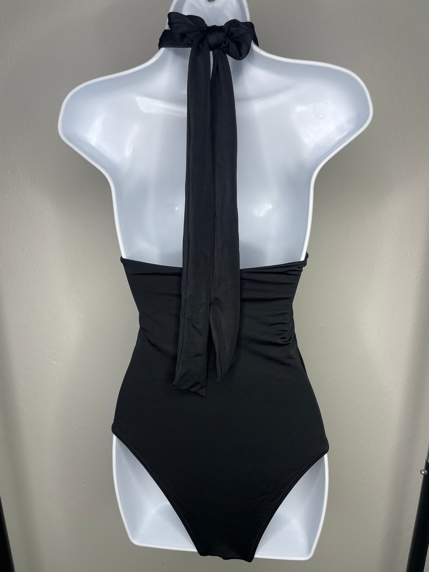 Black Sand 1-piece Swimsuit