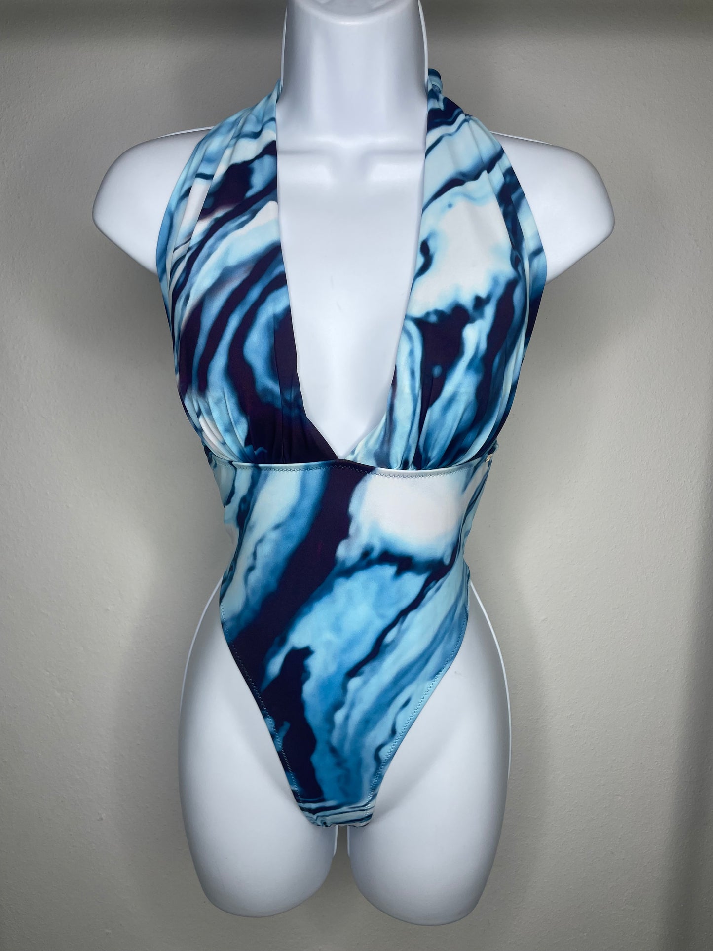Peña Blanca 1-piece Swimsuit