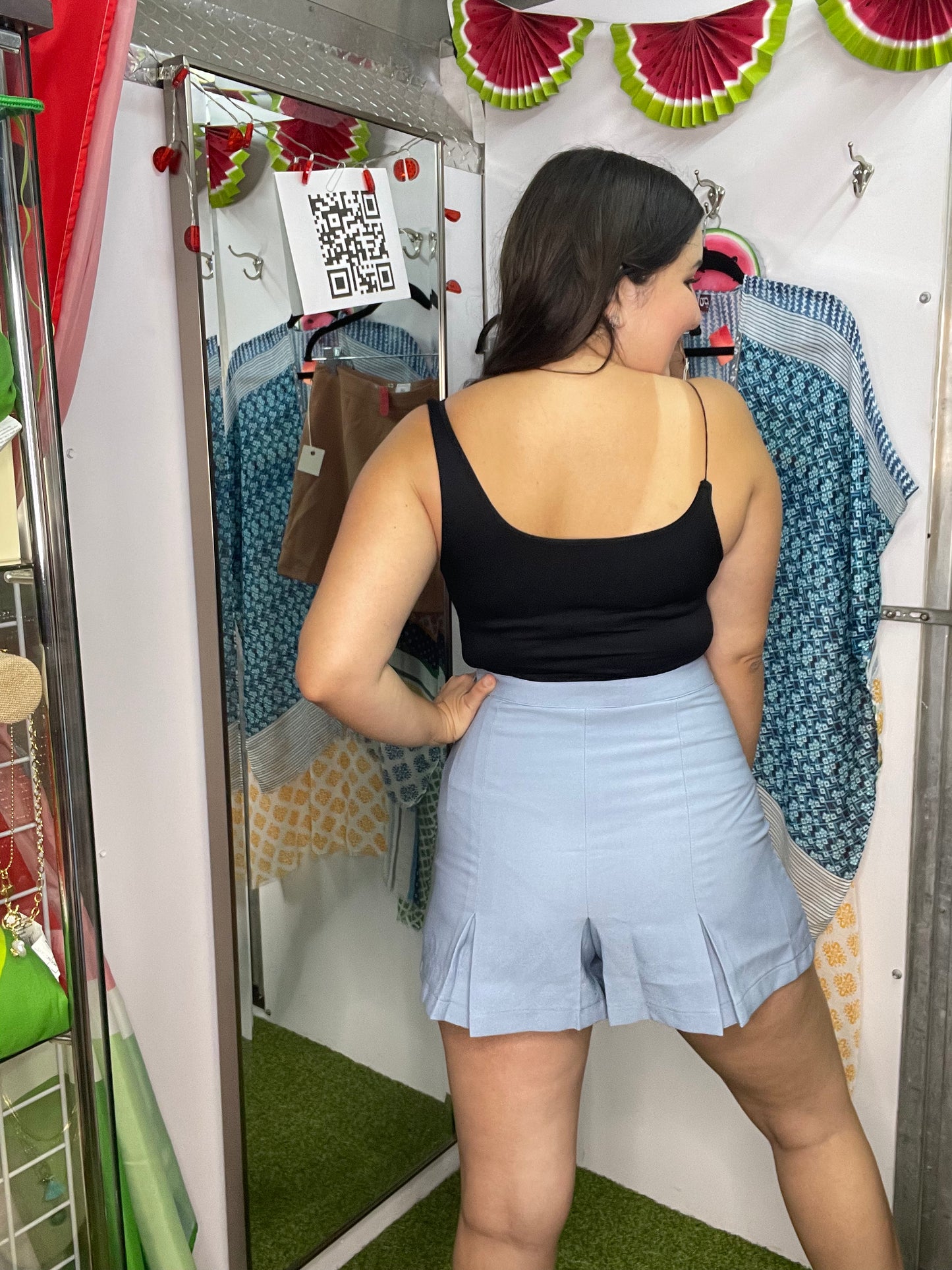 Zipper Pleated Shorts