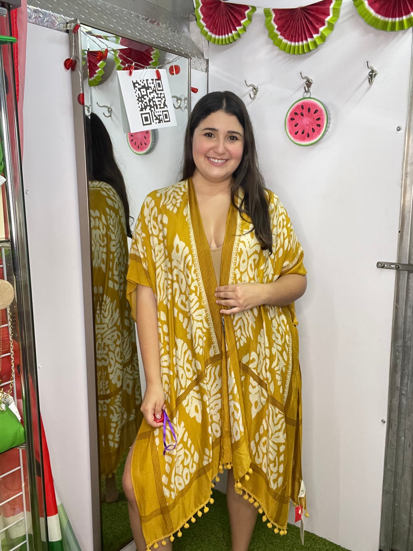Kimono with pompom