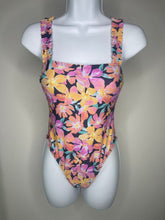 Load image into Gallery viewer, Mar Chiquita 1-piece Swimsuit
