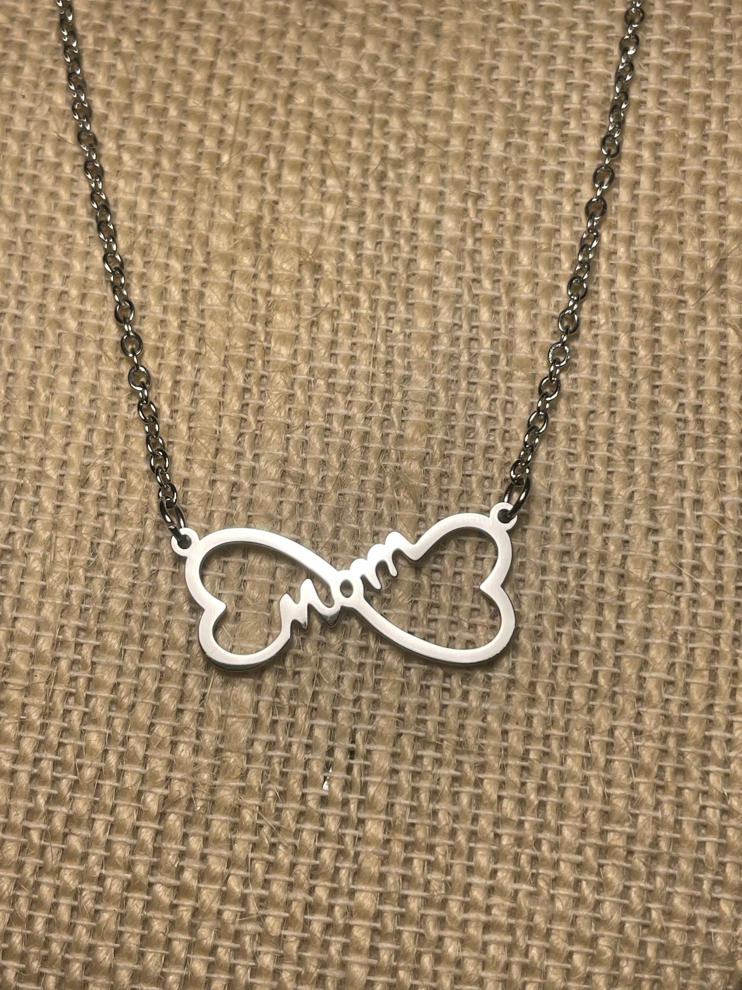 Mom- timeless necklace