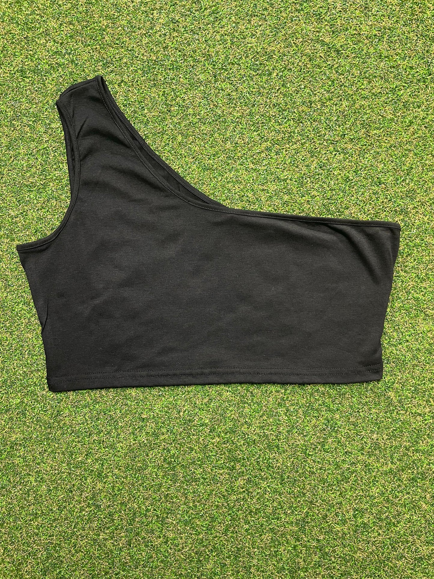 One shoulder crop top