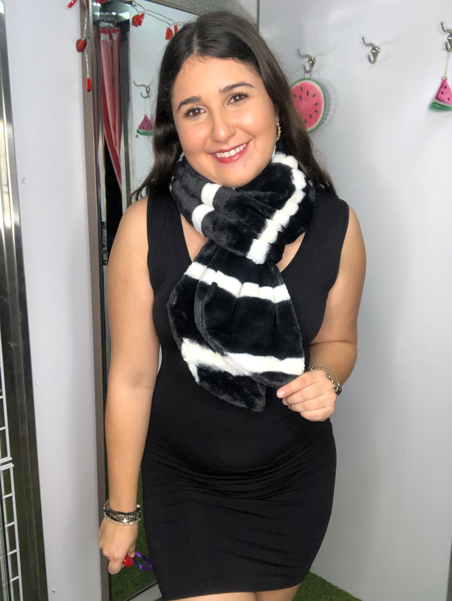 S0056: Bufanda peluda